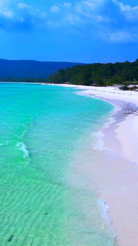 White-sand coast of Koh Rong